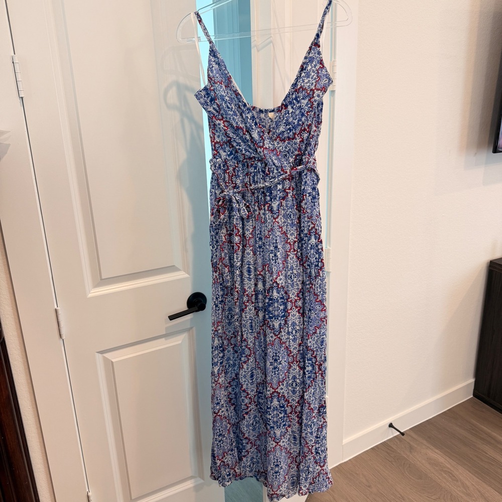 Sim & Sam Women Red Blue Medallion Print Maxi Dress Surplice V-Neck NWT Size M